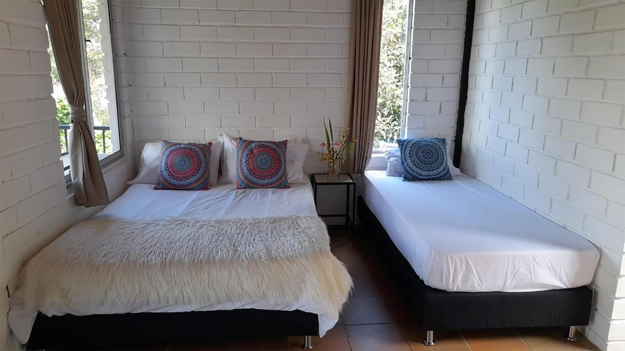 Ecolodge Bahia Del Penon Guatape Bagian luar foto