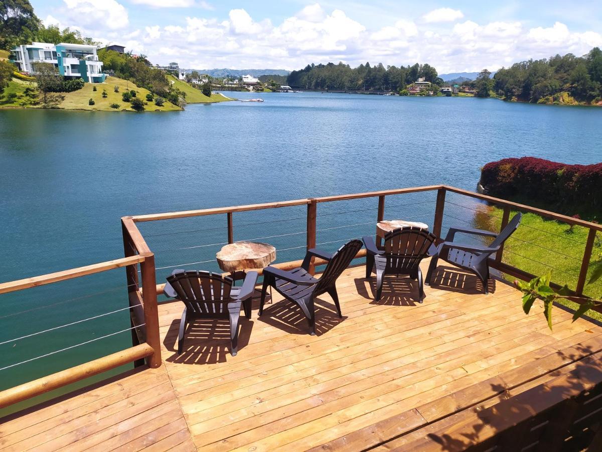 Ecolodge Bahia Del Penon Guatape Bagian luar foto