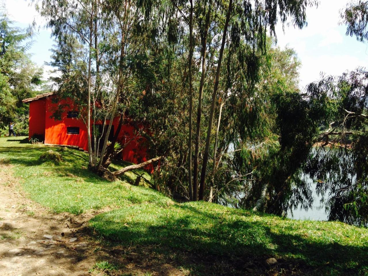 Ecolodge Bahia Del Penon Guatape Bagian luar foto
